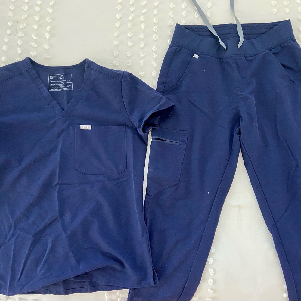 Dark Blue Fig Scrubs